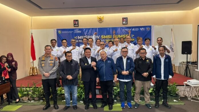 h herman deru bersama firdaus ketum smsi